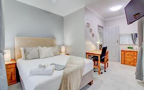 Luxurious Self-Catering Villa, Step-Free And Pet-Friendly